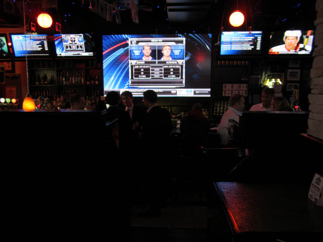 Hoops Sports Bar photo